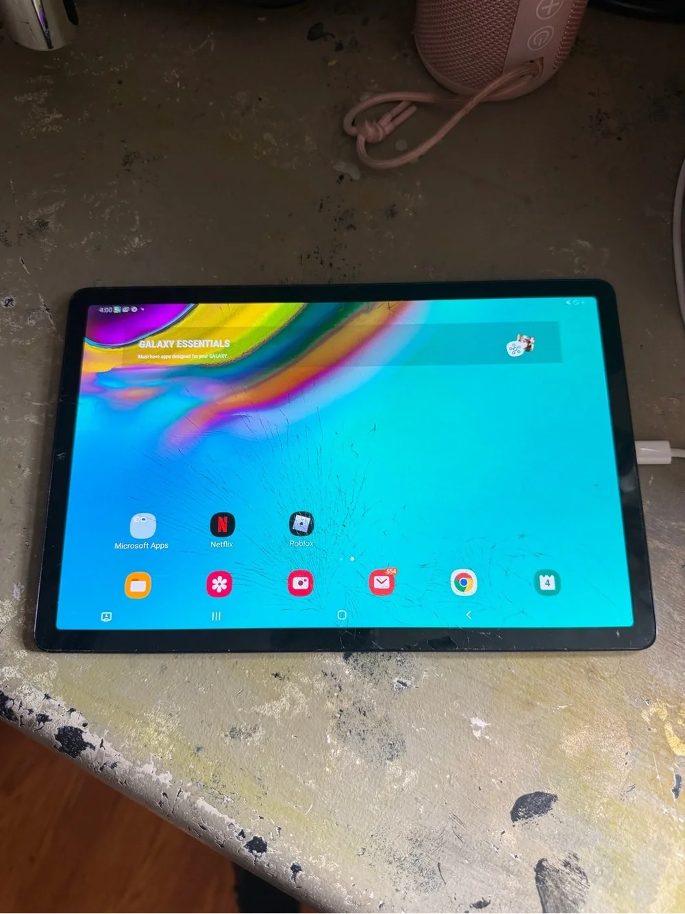 Samsung Galaxy Tab S5e  (Cracked Screen) Unlocked.